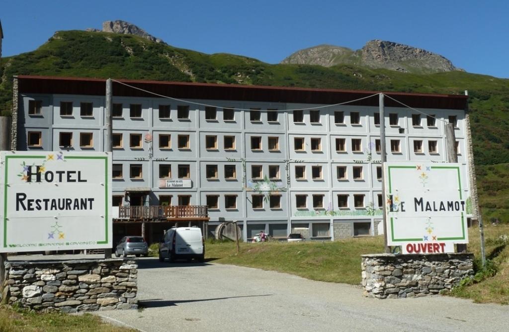 Hôtel Le Malamot Lanslebourg-Mont-Cenis Exterior foto